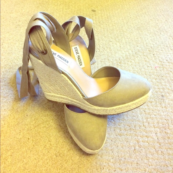 Steve Madden wedges - Picture 1 of 6